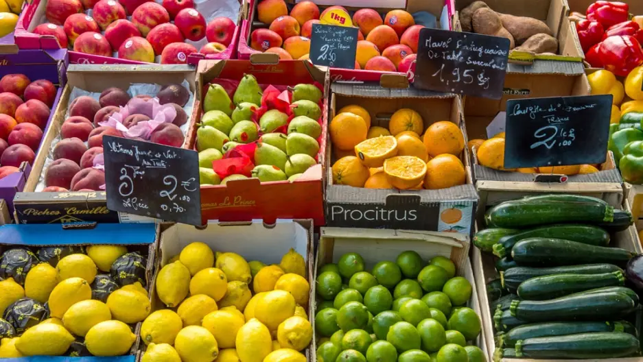 Ρωσία: Επεκτείνονται και το 2020 οι απαγορεύσεις εισαγωγής τροφίμων από ΕΕ