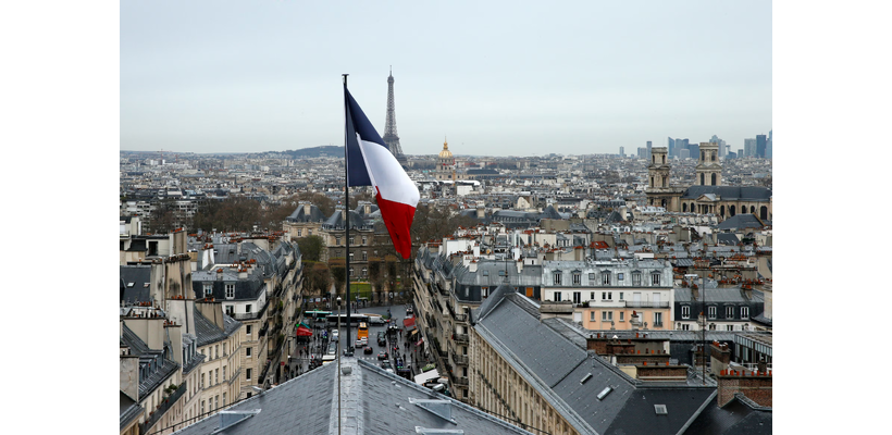 Τι σηματοδοτεί η υποβάθμιση της Γαλλίας από τη Fitch
