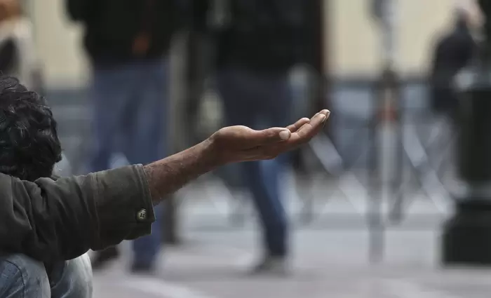 Βαθαίνει το χάσμα ανάμεσα σε πλούσιους και φτωχούς