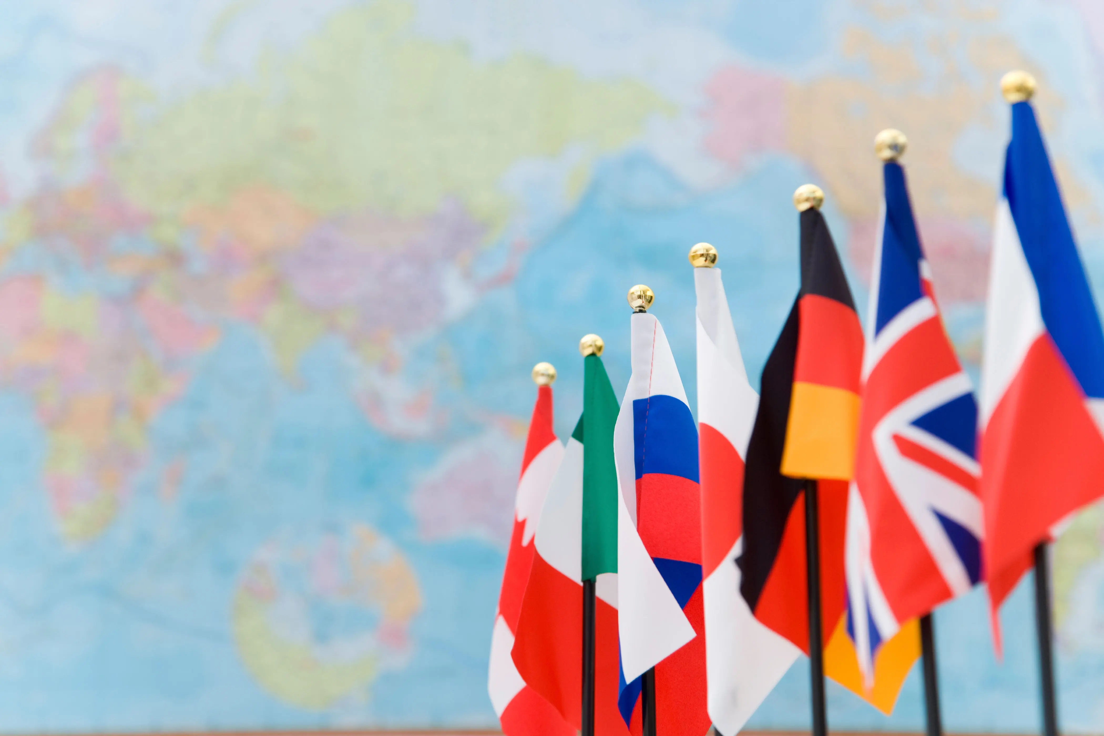 Oxfam: Η σύνοδος G7 τροφοδοτεί τις ανισότητες και την φτώχεια