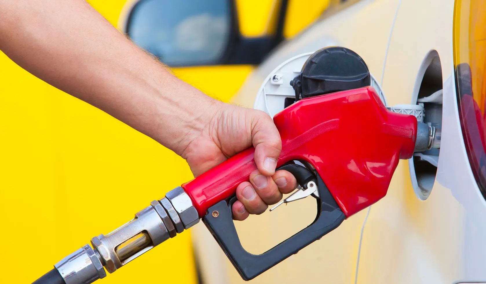 Για φορολογία στα καύσιμα και ηλεκτρισμό αποφασίζει το Υπουργικό