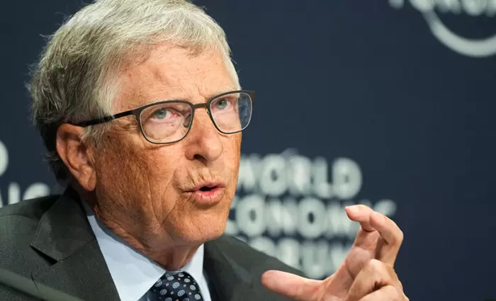 Μπιλ Γκέιτς: Η μεγάλη επένδυση στα αέρια που παράγουν οι αγελάδες