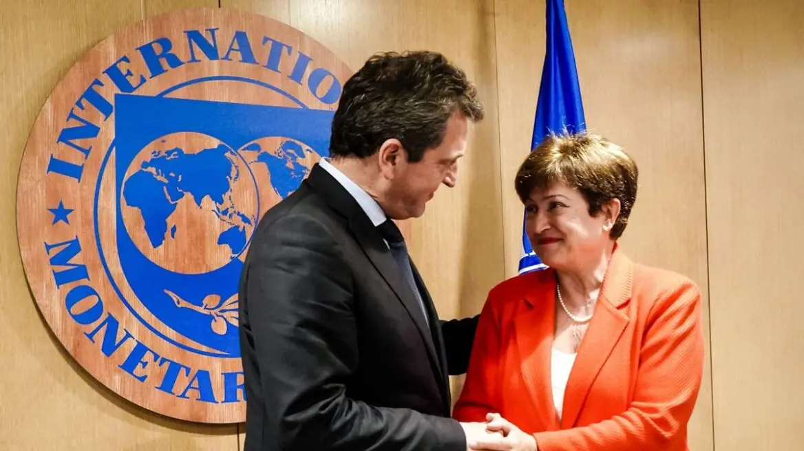 Το ΔΝΤ επαινεί την Αργεντινή για τις μεταρρυθμίσεις