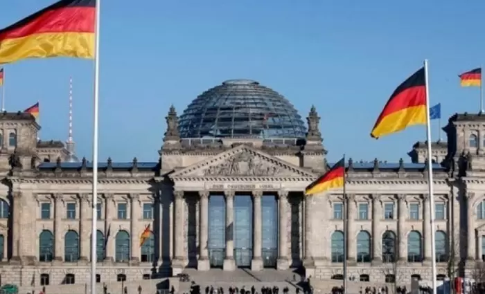 Ταμείο ύψους €500 δισ. ετοιμάζει η γερμανική κυβέρνηση