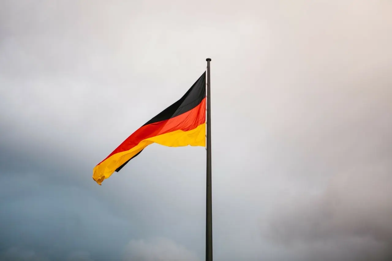 Γερμανία: Επιβραδύνεται η ανάπτυξη του ιδιωτικού τομέα - Υπό πίεση η βιομηχανία