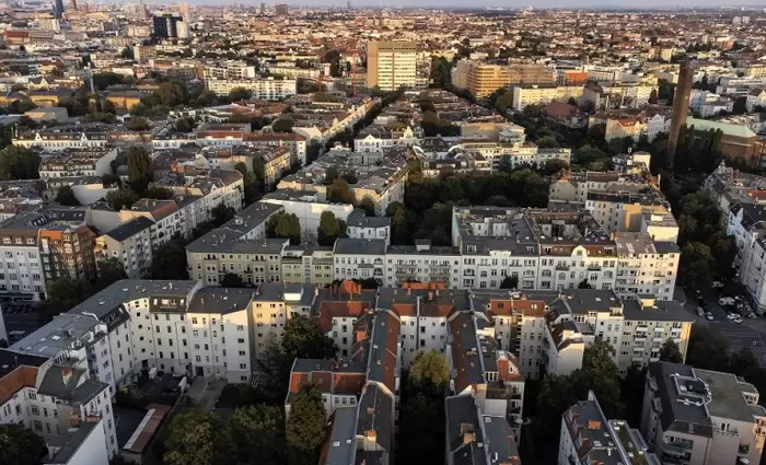 Ε.Ε.: Οι τιμές στέγης μειώθηκαν για πρώτη φορά σε διάρκεια δεκαετίας