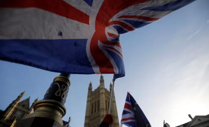 Βίζα για Ευρωπαίους από την 30ή Μαρτίου σε περίπτωση άτακτου Brexit