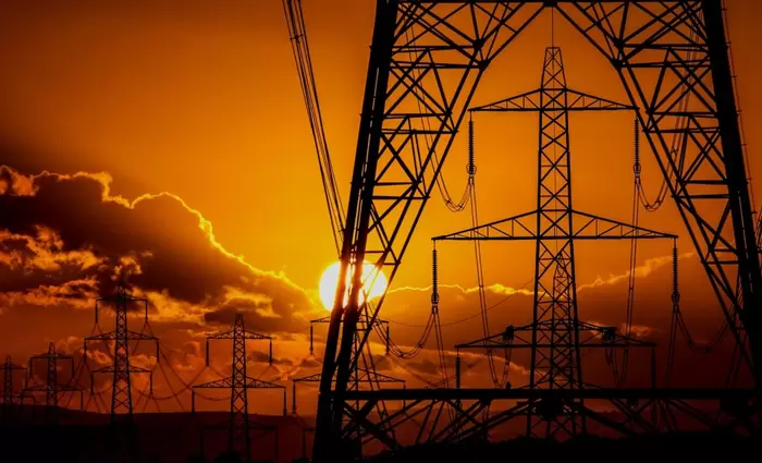 Έρχεται καθολική μείωση στην τιμή του ηλεκτρικού ρεύματος