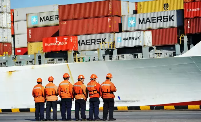 Κλιμακώνεται ο εμπορικός πόλεμος ΗΠΑ-Κίνας με υψηλούς δασμούς