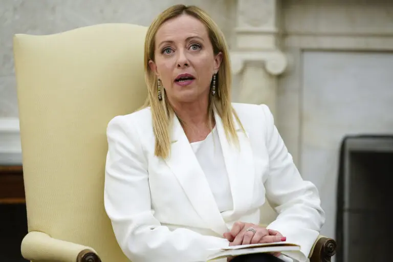 Η Ιταλία θα συγκεντρώσει €21 δισ. από πώληση περιουσιακών στοιχείων