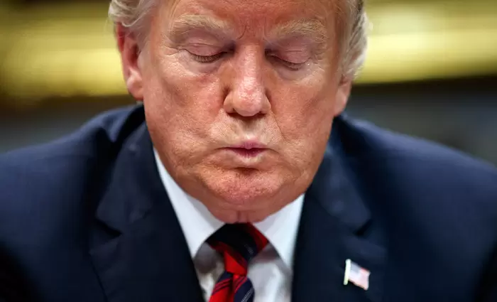 Ο Τραμπ επανήλθε αιφνιδιαστικά στην κατάργηση του Obamacare