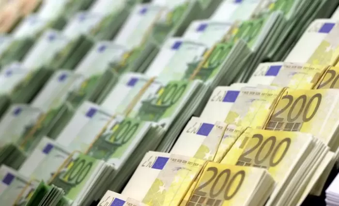 Αυξήθηκαν οι αποταμιεύσεις των Ευρωπαίων