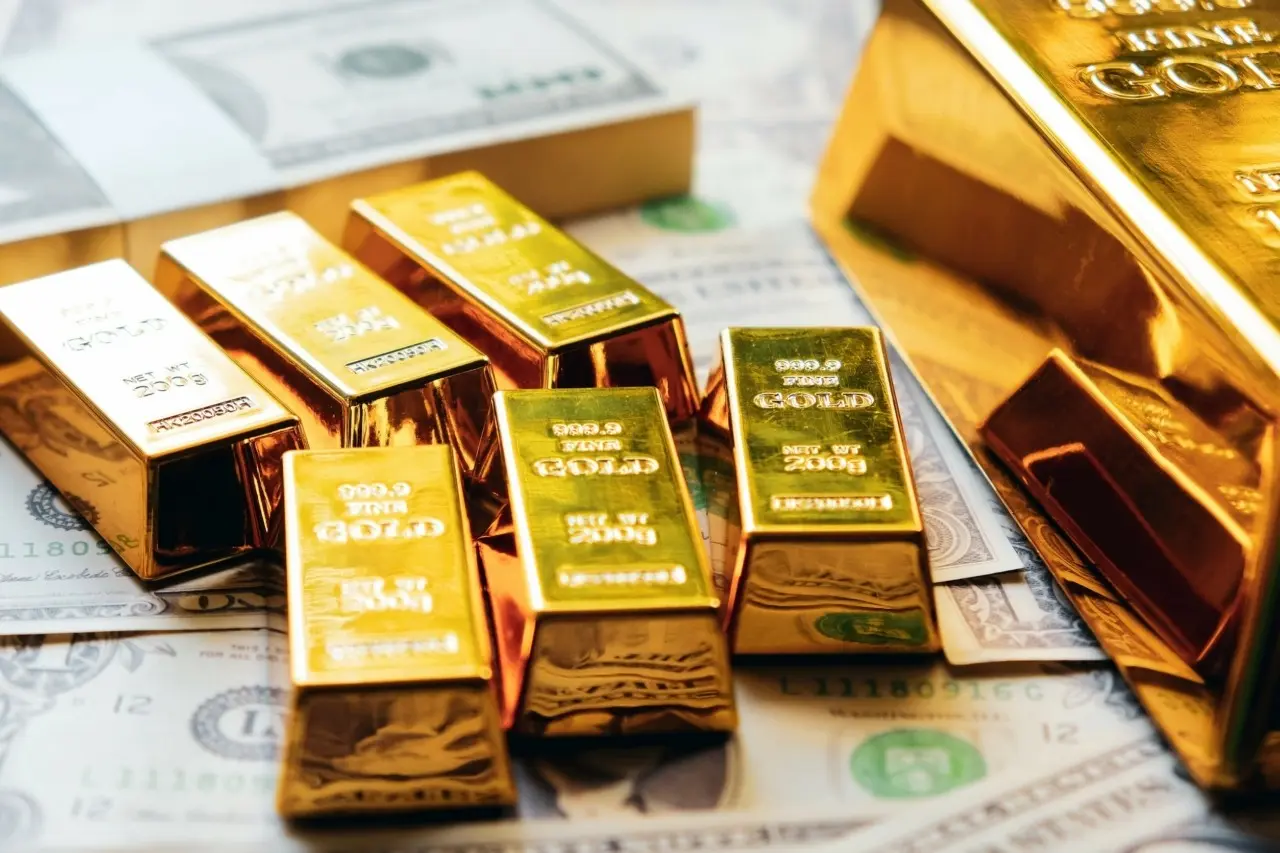 Χρυσός: Ανοδικό μομέντουμ ενόψει πληθωρισμού ΗΠΑ και εμπορικών συνομιλιών - Στα $3.360 η ουγγιά
