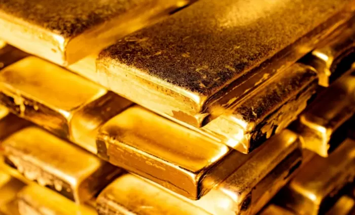 Χρυσός: Σταθερoποιητικά μετά τα υψηλά ρεκόρ όσο παραμένει ο φόβος εμπορικού πολέμου