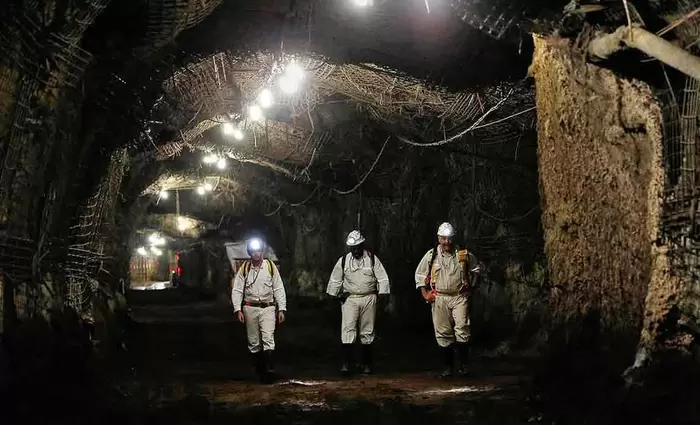 Το ορυχείο του μέλλοντος θα έχει 5G, drones και εικονική πραγματικότητα (vid)