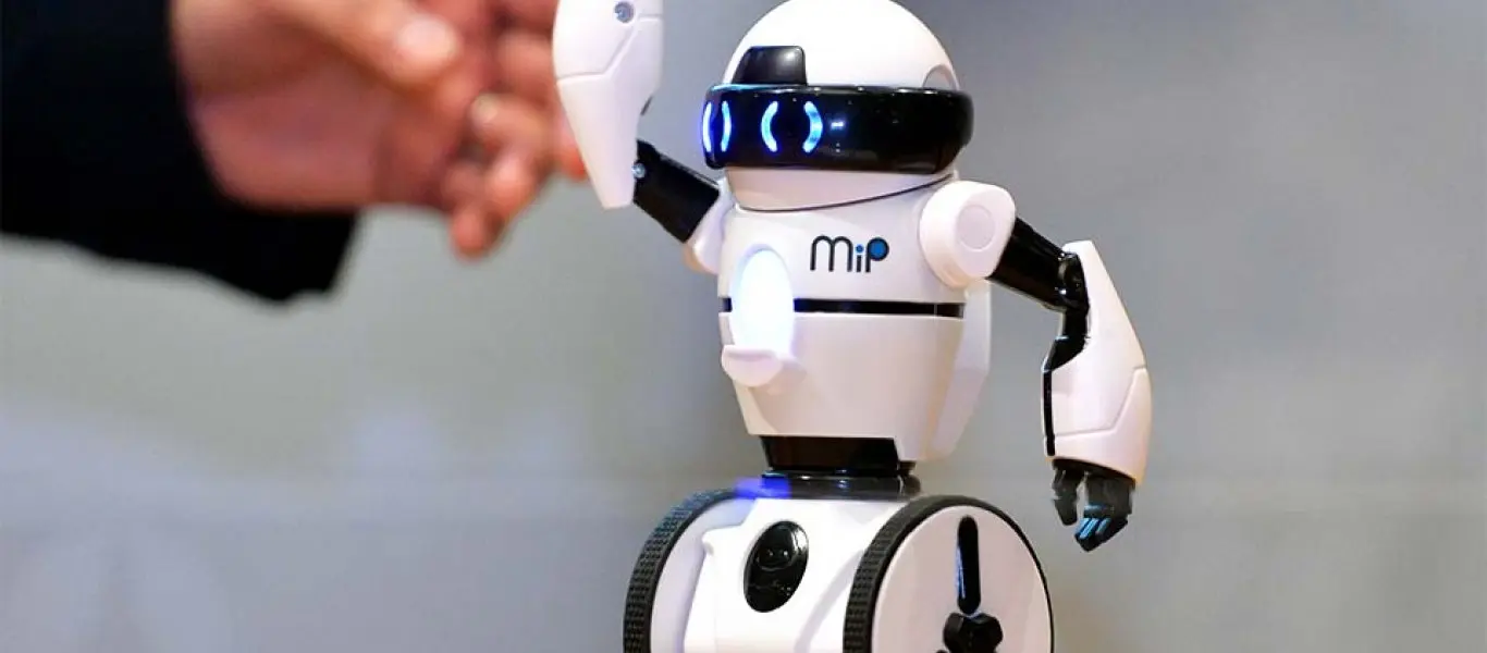 Θα εξαφανίσουν τις δουλείες μας τα ρομπότ;