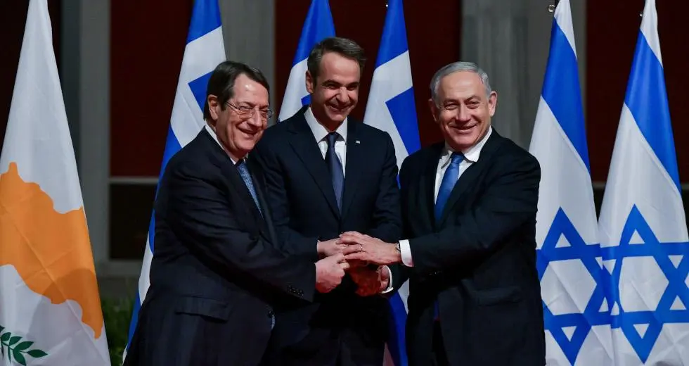 Έπεσαν οι υπογραφές για τον EastMed