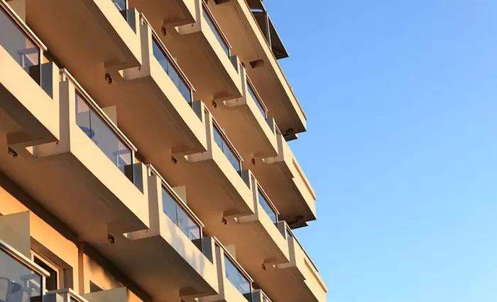 Ακίνητα: «Υπό εξαφάνιση» η προσιτή στέγη στις διεθνείς αγορές