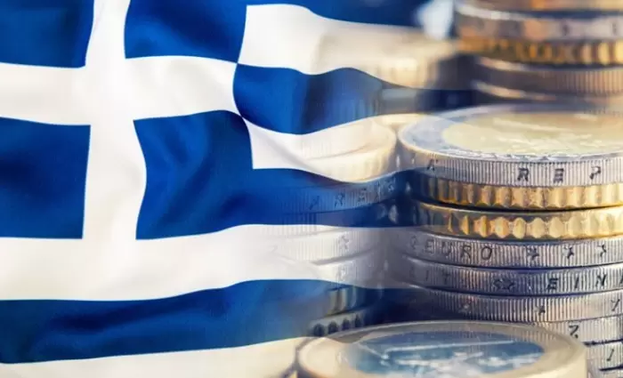 ΕΕ: Δύο τα σενάρια για τη βιωσιμότητα του ελληνικού χρέους