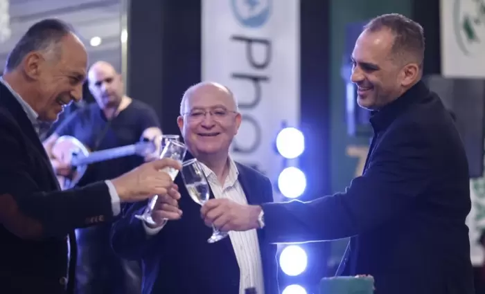 30 Χρόνια Αριστείας: Ενωμένα Φαρμακεία Κύπρου