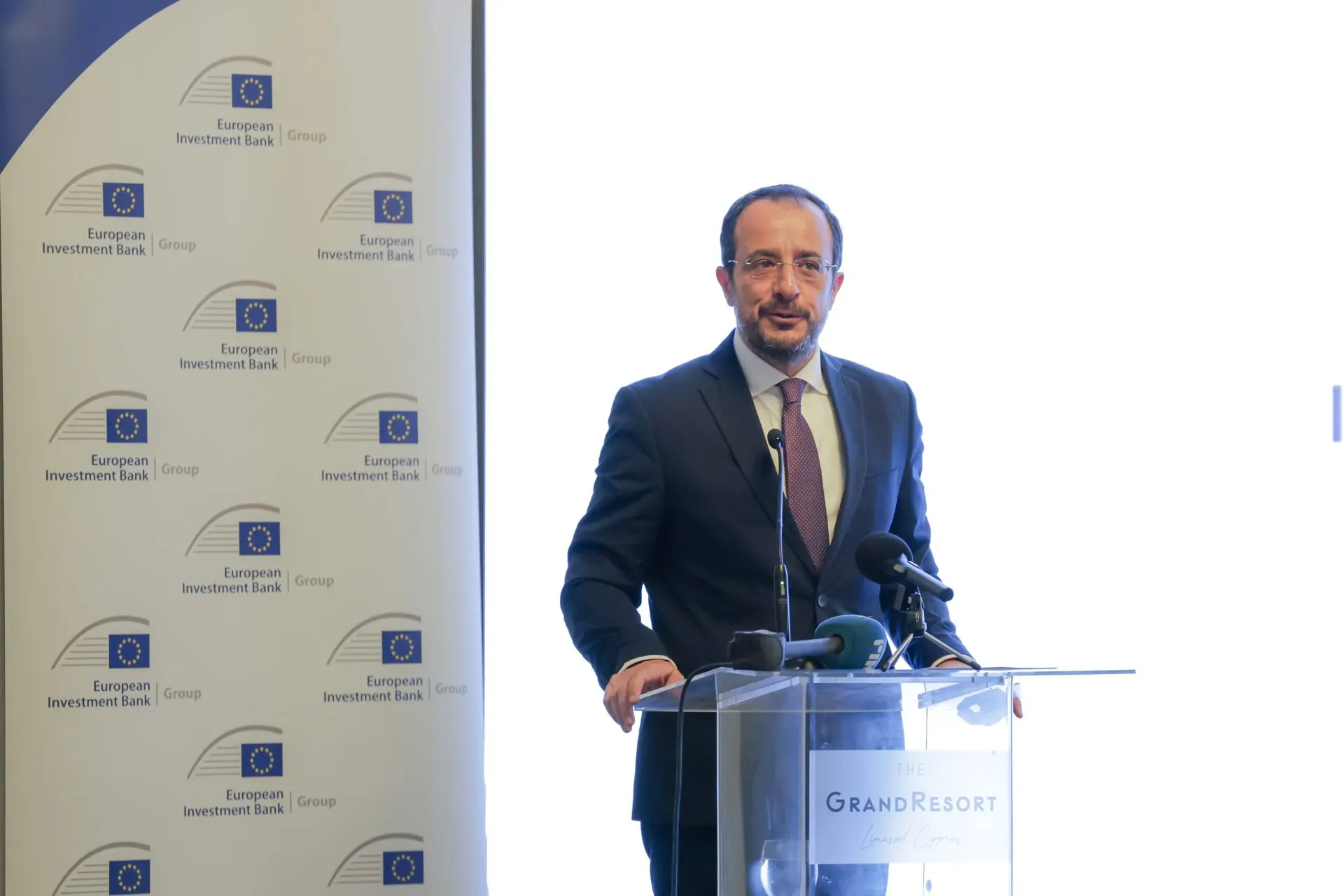 Σταθερός εταίρος της Κύπρου η ΕΤΕπ – Σημαντικός ρόλος σε μεταρρυθμίσεις και ανάπτυξη