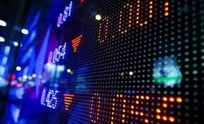 Με πτώση συνεχίζεται η διαπραγμάτευση στο ΧΑΚ 