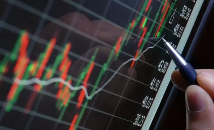 Μικρά κέρδη κατέγραψε την Τετάρτη το Χρηματιστήριο