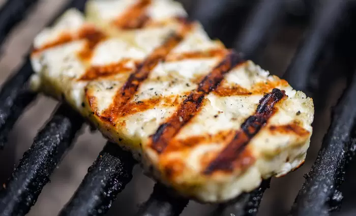 Τόσο μας κόστισε η “νωθρότητα” του κράτους για το χαλούμι (ποσά)