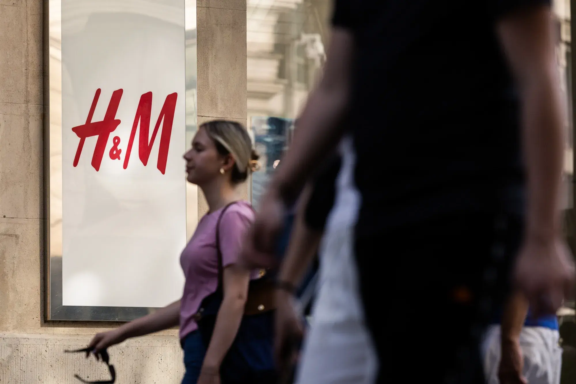 Κέρδη – έκπληξη για την H&M – Ετοιμάζει καταστήματα σε Βραζιλία και Βενεζουέλα