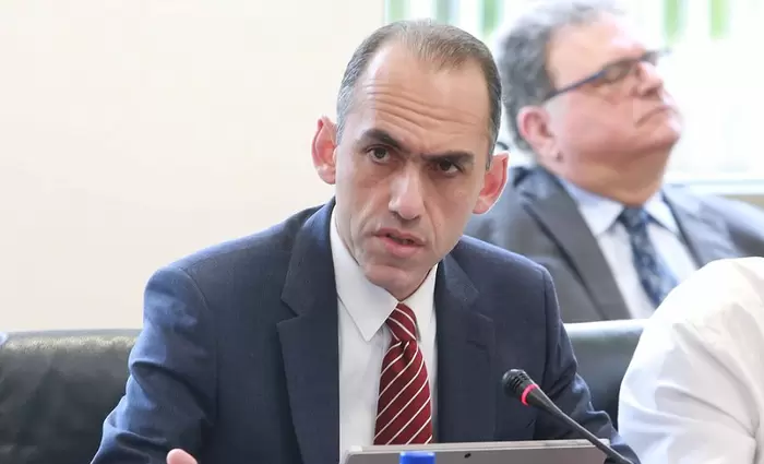 ΥΠΟΙΚ: Ενισχύεται σταδιακά αλλά σταθερά η κοινωνική συνοχή