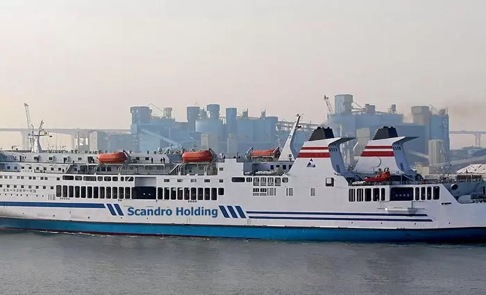 Οι τελευταίες πινελιές στο πλοίο πριν την αναχώρηση