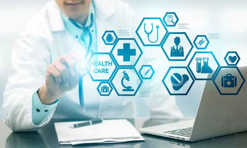 EY: Tο μέλλον του κλάδου της υγείας βρίσκεται στην τεχνολογία