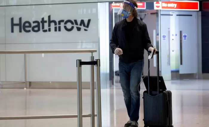 Ην. Βασίλειο: «Καθαροί» οι ταξιδιώτες από «πορτοκαλί» χώρες