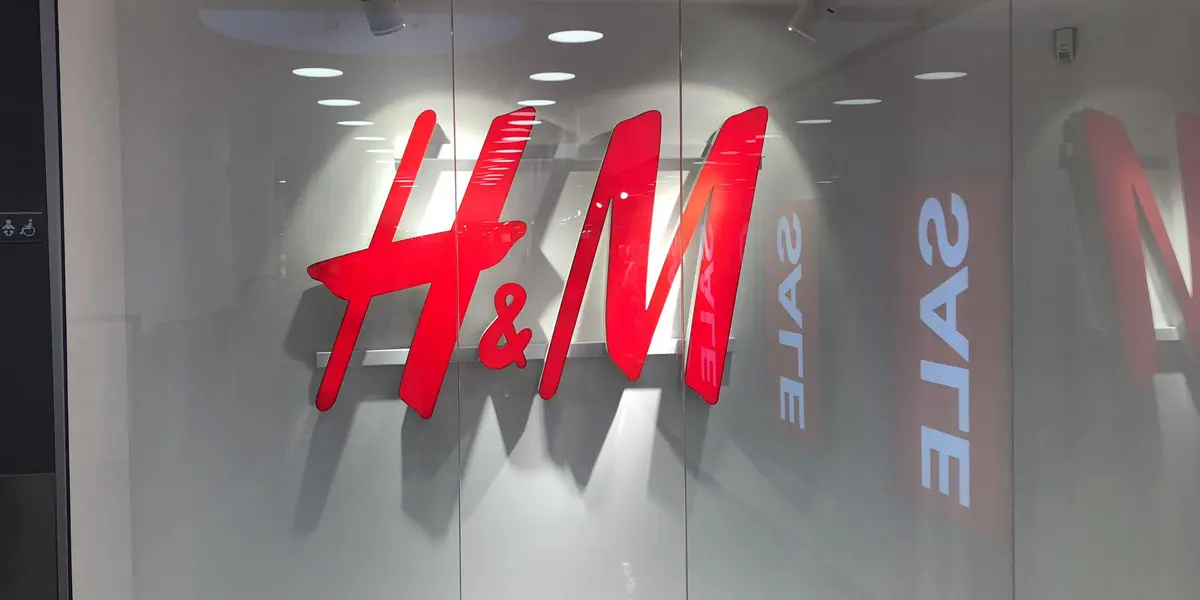 H&M: Ξεκινά η παραγωγή εξοπλισμού για τα νοσοκομεία