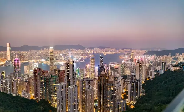 Βαθαίνει η ύφεση στο Χονγκ Κονγκ