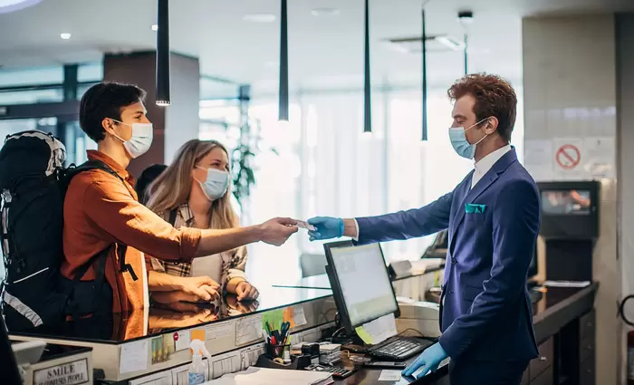 Δισταγμός ξενοδοχοϋπαλλήλων για το εμβόλιο