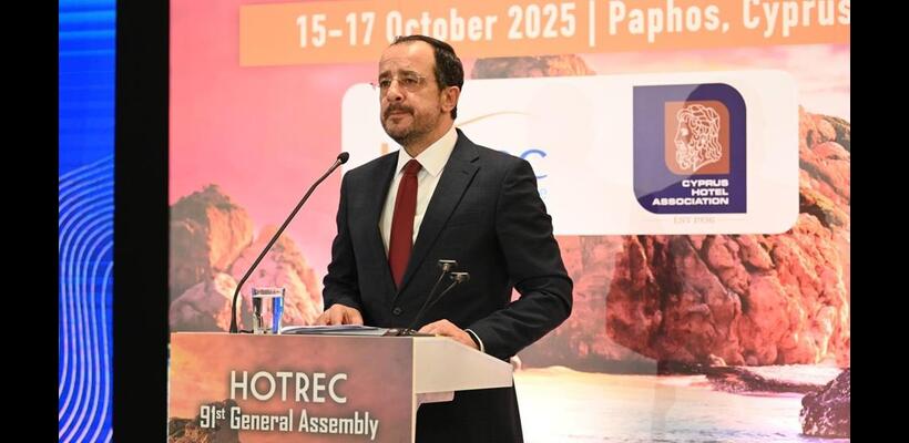 Νέο ρεκόρ στον τουρισμό βλέπει για φέτος ο ΠτΔ – Τι είπε στη συνέλευση του HOTREC