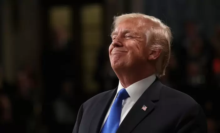 Αυξάνεται η δημοφιλία του Ντόναλντ Τραμπ στους Αμερικανούς