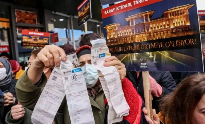 Ο οίκος Fitch υποβάθμισε περαιτέρω την Τουρκία