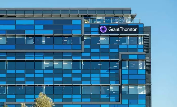 Η Grant Thornton 