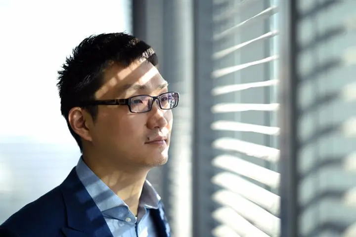 Ο Mr Temu έχασε τον τίτλο του πλουσιότερου ανθρώπου μέσα σε μόλις 18 ημέρες