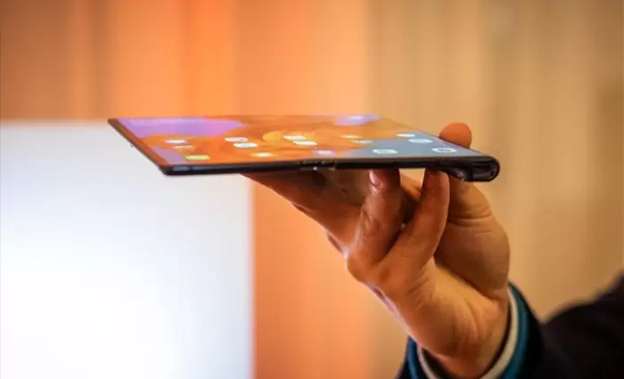 Η Huawei είναι «ανοικτή» στο να πουλήσει 5G chips στην Apple