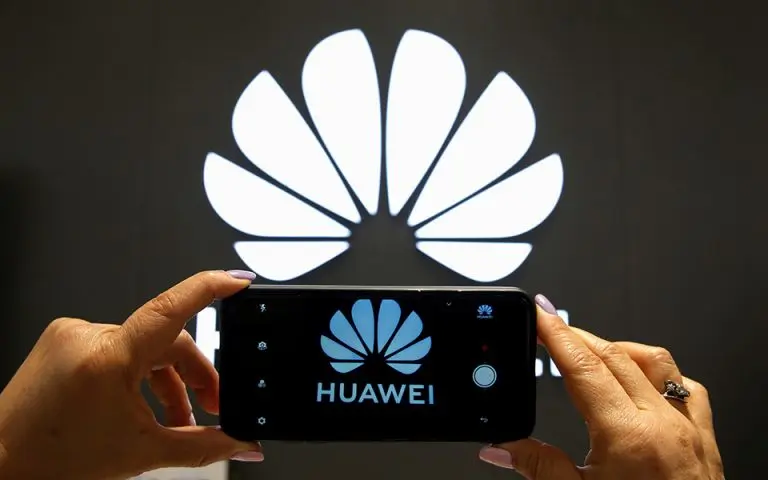 Huawei: Αγώνας δρόμου πριν το πολυαναμενόμενο iPhone 16 της Apple