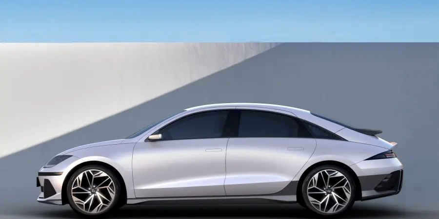 GQ Car awards - UK  Το νέο Hyundai IONIQ 6  “Επιβατικό Αυτοκίνητο της Χρονιάς 2023''