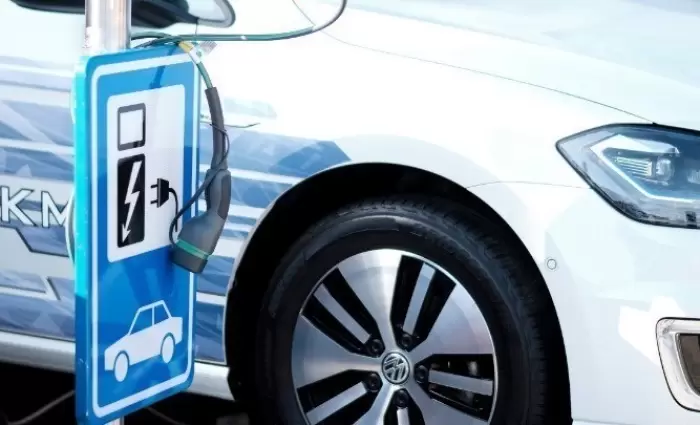 Νορβηγία: Προηγείται στην κούρσα των ηλεκτρικών αυτοκινήτων - Στο 95% οι πωλήσεις το 2025