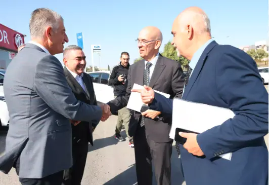 Ήρθαν τα 40 ηλεκτρικά οχήματα της Κυβέρνησης αξίας €1.5 εκατ. (ΦΩΤΟΣ)