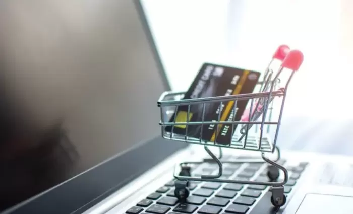 Πρόστιμο €120.000 σε ηλεκτρονικό κατάστημα για εξαπάτηση καταναλωτών