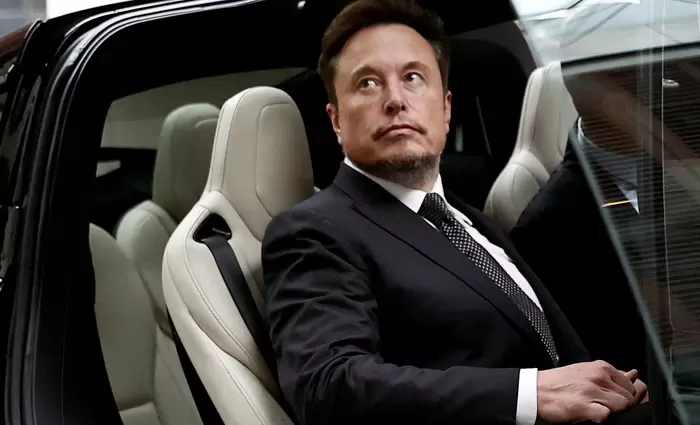 Κίνα: Η επίσκεψη Μασκ «ξεμπλοκάρει» την Tesla