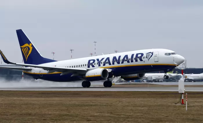 Ακυρώνει πτήσεις και η Ryanair