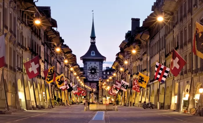 HSBC: Αυτή είναι η καλύτερη χώρα για να ζει και να εργάζεται κανείς